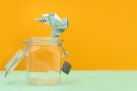 10 finančných predsavzatí, ktoré ušetria stovky eur