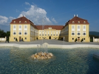 Objavte opäť krásy zámku Schloss Hof a Niederweiden