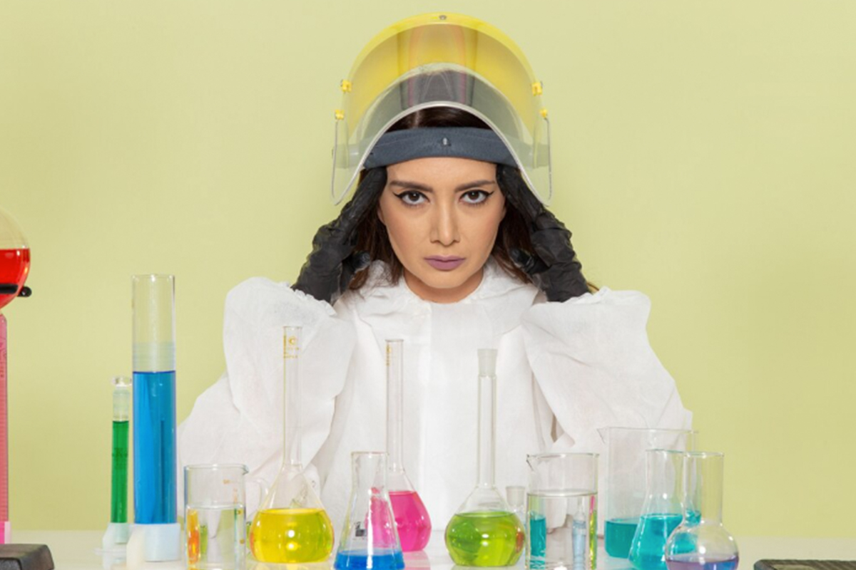 freepik_chemistry_825