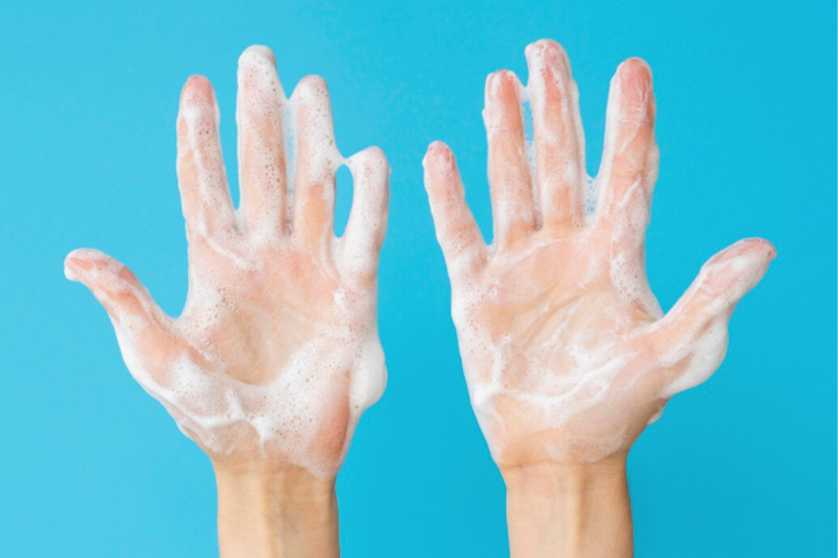freepik_washing_hands_25