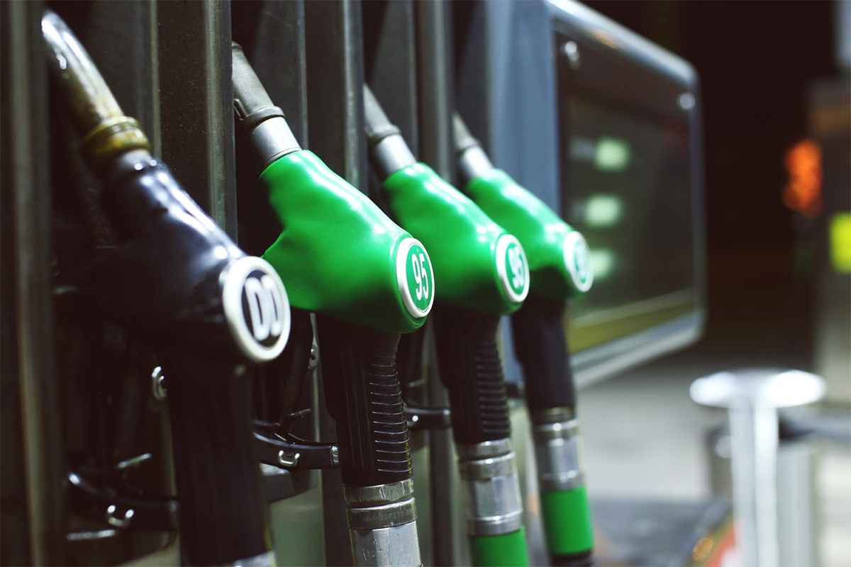 magnific_gas_station