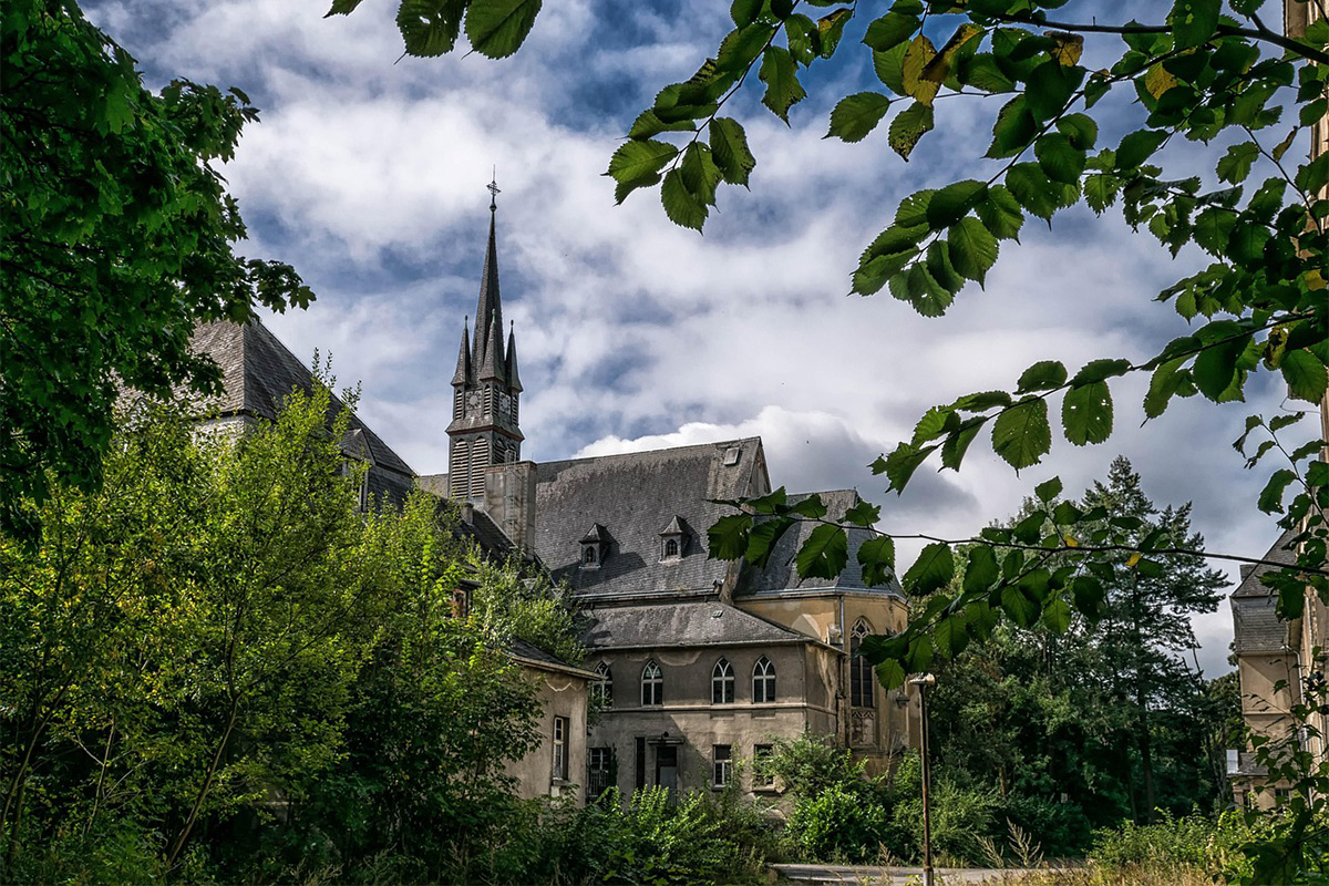 pixabay_spooky_place