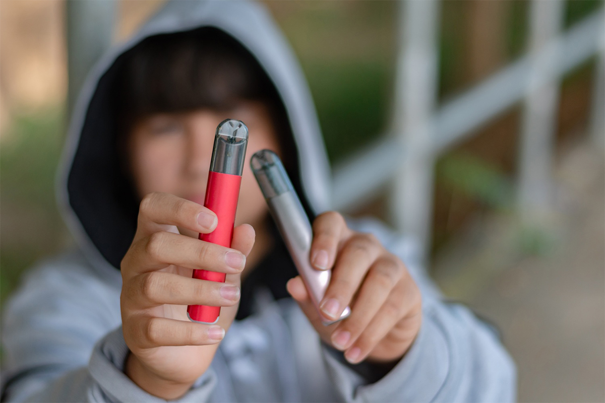 shutterstock_e_cigaret