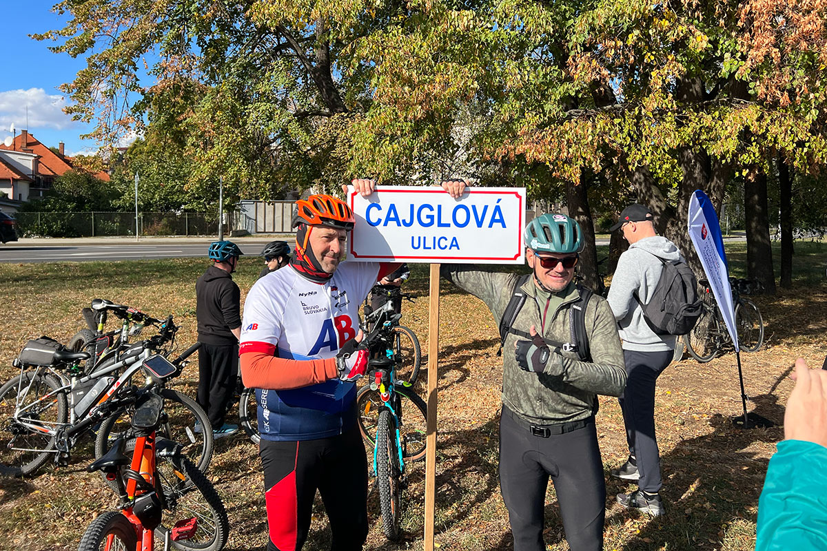 1_cajglovať_271026
