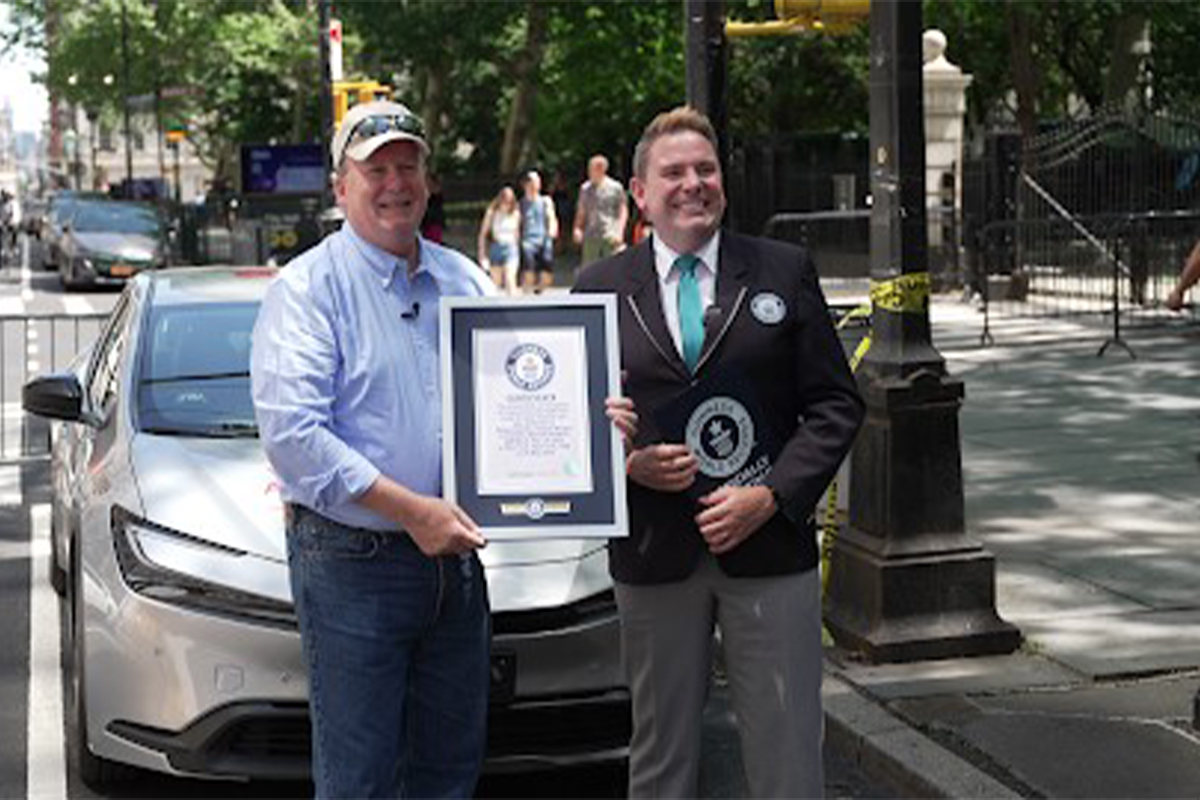 1_toyota_prius_guiness_w_record_24