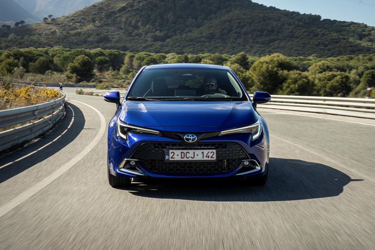 3_toyota_yaris25