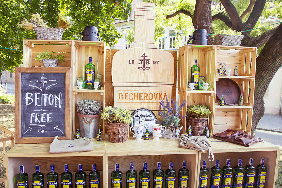 becherovka 0 30817