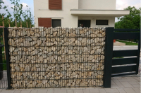 Kedy sa oplatí gabiónový plot na kľúč?