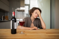 Prečo po víne bolí hlava?