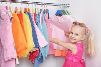 Na čo sa zamerať pri kúpe detského oblečenia a obuvi?