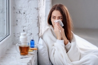 Realita chrípkovej epidémie, boj o zásoby liekov a  Nurofen na prídel