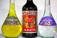 Likéry a vína z Korziky
