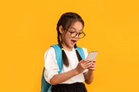 Veľký prieskum o mobiloch pre deti