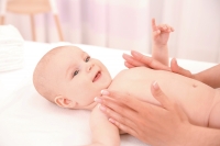 Strabizmus u novorodencov – na čo sa zamerať, keď vaše bábätko škúli